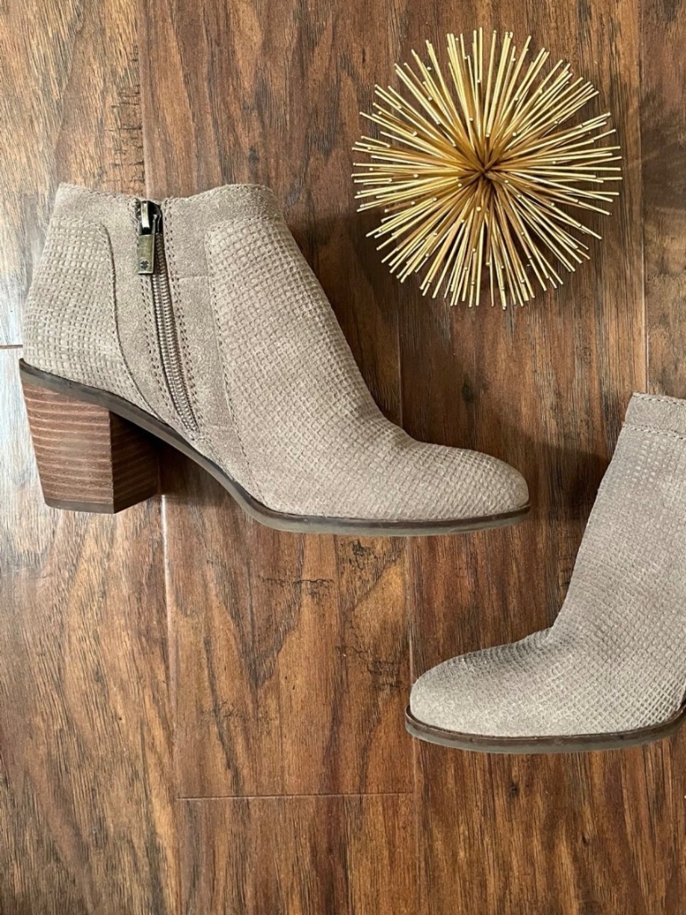 Lucky Brand Ponic Taupe Gray Suede Leather Ankle Boots Womens Size 7 M